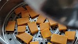 南瓜花馍不用发面，不用一滴油，筷子一压，蓬松暄软