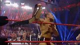 WWE-17年-合约公文包经典兑现时刻：布莱恩窃得巨人大战胜利果实-专题