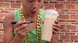 珍珠奶茶没珍珠，小伙子的做法真有才