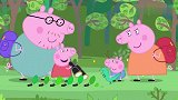 小猪佩奇：佩奇你别犯傻，用望远镜观察脚印，你头不晕吗