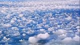 赛里木湖蓝天白云映雪山，云海、冰花，还是刨冰