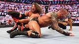 RAW第1435期：WWE冠军挑战者资格赛 兰迪VS AJ