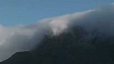 旅游-自然奇观-南非桌山的瀑布云