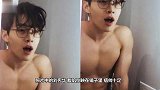 刘宪华海边大秀“巧克力腹肌”，型男身材引众迷妹围观