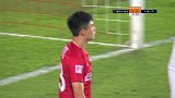 盖坦左脚弧线球击中立柱 邓涵文门前解围险些乌龙