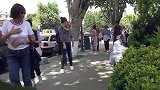 小哥的这套服装，我给满分不怕他骄傲