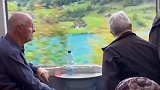 记录美好的一瞬间，原来真的有这么蓝的湖水