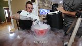 当圆珠笔墨水遇到液氮会怎样,牛人亲测,原理到底是什么