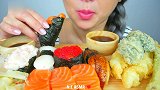 不露脸小姐姐，试吃生鱼大餐，吧唧吧唧吃的很过瘾