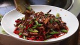 湘西名菜“土匪猪肝”的家常做法，猪肝嫩而不腥，开胃下饭