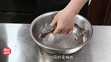 干烧鱼怎么做好吃厨师长教你，有这么多小窍门，在家也能做大厨