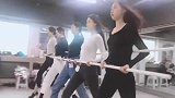 不是每个人天生都有气质，但可以后天培养