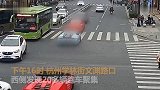杭州20多辆超跑齐贴“嫁给我吧” 交警：依法扣留