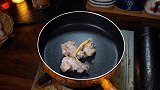 家常炖鸡汤的简单方法，营养又好喝的炖鸡汤，汤鲜味美