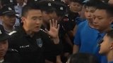 断腿事件引球迷暴怒！南通总经理出面解围：大家急需冷静