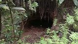 女子让继子喝掺敌敌畏矿泉水 药性发作后藏进山洞