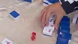 初中生上课搓麻？原来是校长设计的“化学麻将”。 网友 ：没点知识胡不了牌！