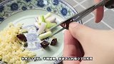 做了个干煸炒面，没想到比我想象要好吃很多！干干香香的太棒了！