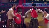 贾玲节目中穿“红肚兜”表演，这造型太辣眼了！