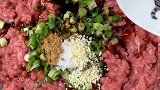 牛肉大蒸饺这样做家人都爱吃