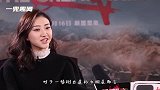 成龙不敢碰她，甄子丹不敢搂她，王思聪不敢骂她，却被他强吻了！