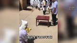 化粪池遇难大学生已下葬，亲友：他懂事孝顺，母亲节还给妈妈买包