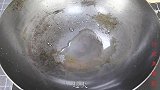 每年春天我家就做一些香椿酱，搭配面条米饭馒头，吃起来那是真香