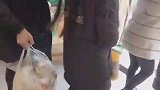 在汉川这家店花两百多买的火锅食材，一家十几口人吃不完，真划算