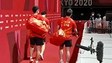 同一个背包，三种不同的气质。许昕：老乡，奥运村怎么走！