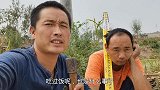 农村的水泥路上，一夜之间被画上这种符号，村里的老人都说要发了