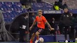 第81分钟伊斯坦布尔球员居尔布兰森射门 - 被扑