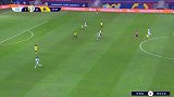 秀啊！梅西前场盘带对手拉都拉不住 梅老板今天状态真不错