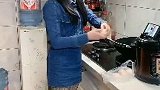 傻老婆同款有吗？看你晚上做什么给我吃！