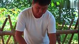 一盘“辣子鸡”，二哥这吃相，看饿了不少人