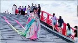 男生也能打扮的那么漂亮，让我们女人情何以堪