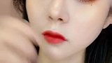 泫雅风橘色系妆容，小姐姐睁开眼的一瞬间，真的是太美了