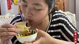 五月时令糯米香，安妹嘴馋闲不住，做糯米砂锅鸡，夫妻2人解馋了