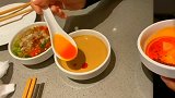 你们在外面排队，我在里面练习拉花