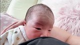 【出生第21天】宝宝只吃母乳不吃奶粉，听这声音太萌了！