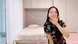 自然美瑜伽小姐姐日常打卡在卧室