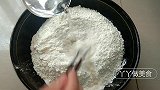 “油泼面”最好吃的家常做法，学会这个技巧，做的面比饭店好吃