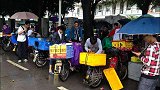 高校禁止外卖员送餐！写保证书才放人，保护伞下的食堂垄断？