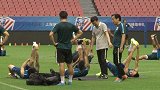 中超-17赛季-瓜林现身赛前训练 队医一旁陪同能否复出未知-新闻