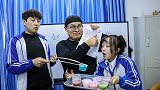 超长筷子夹无硼砂泥，赵小猫放大招，轻松夹起