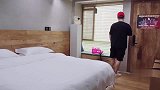 哈哈哈哈哈：就是陈赫泼的，超哥别放过他