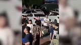 盘点广场舞大妈的硬核操作，方便自己，影响他人