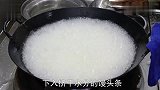 厨师长分享正宗河南名菜“水激馍”，酒席上的头牌菜，上桌就抢光