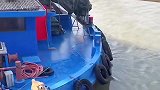 鼠：他这是怎么了，这么暴躁