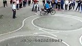 “女司机”考驾照，看完叫人怀疑人生，这是个王者！
