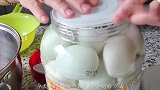 咸鸭蛋最简单的5种方法，一个罐子，一碗盐，半瓶酒，越吃越想吃